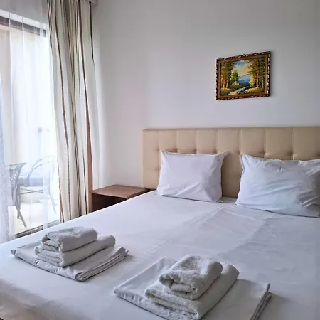 La'bella Cabacum Plaza 瓦爾納